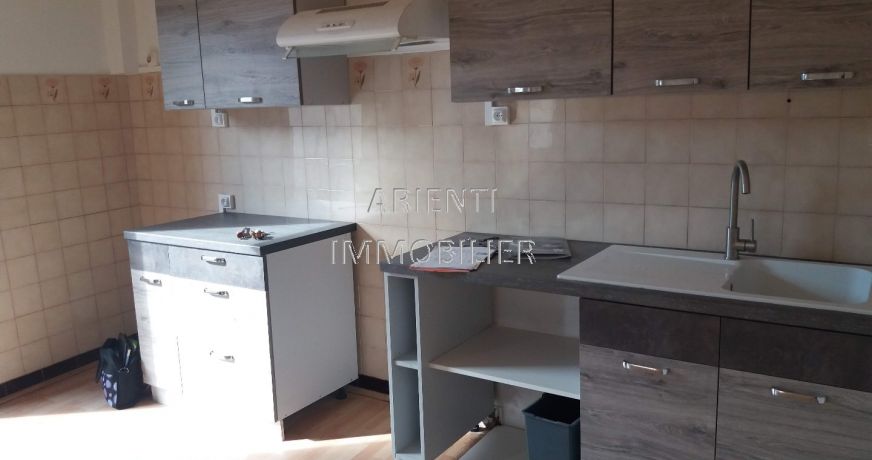 location Appartement La Begude De Mazenc