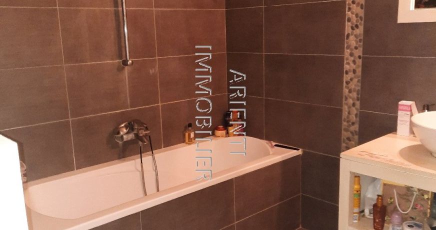 location Appartement Cleon D'andran