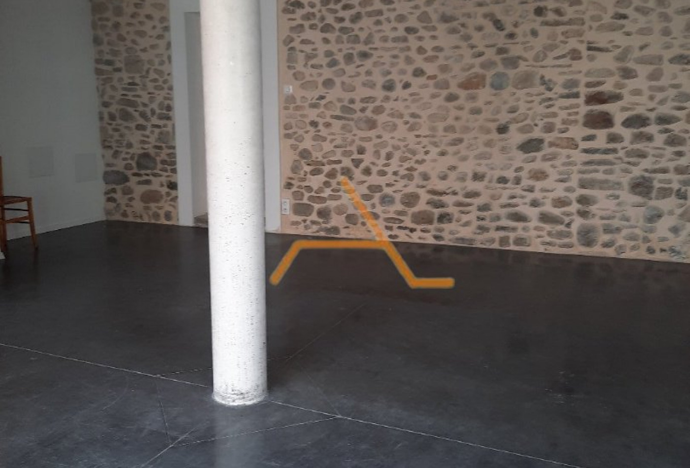 location Local commercial Cleon D'andran - Photo 3