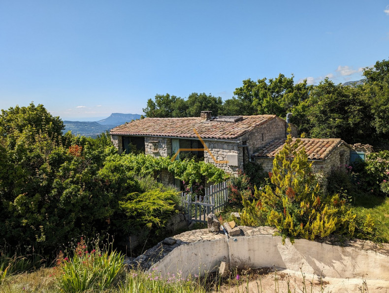 vente Maison en pierre Bourdeaux - Photo 1