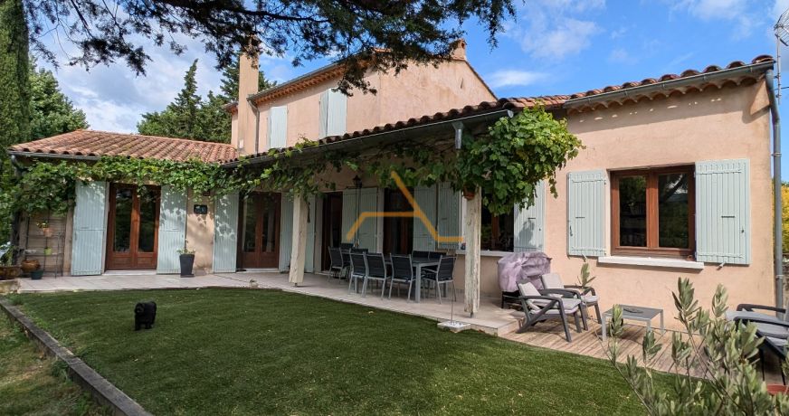 vente Villa Le Poet Laval