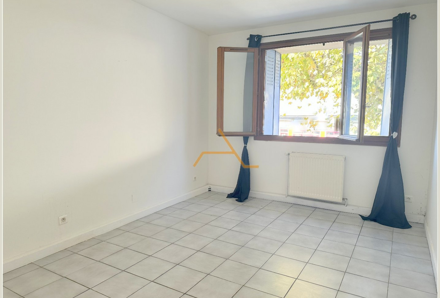 location Maison de village Cleon D'andran - Photo 5