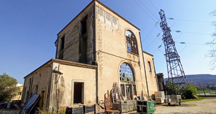 vente Ensemble immobilier Valaurie