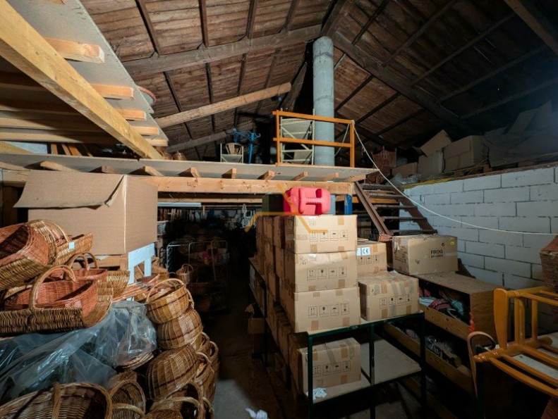 vente Entrepot Le Poet Laval - Photo 4