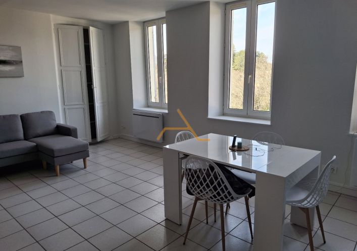 location Appartement Dieulefit