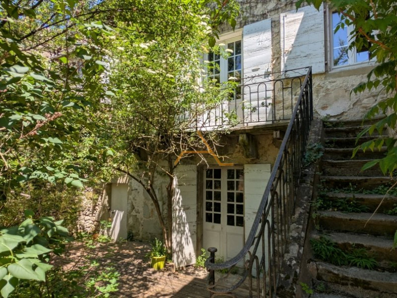 vente Maison Bourdeaux - Photo 1
