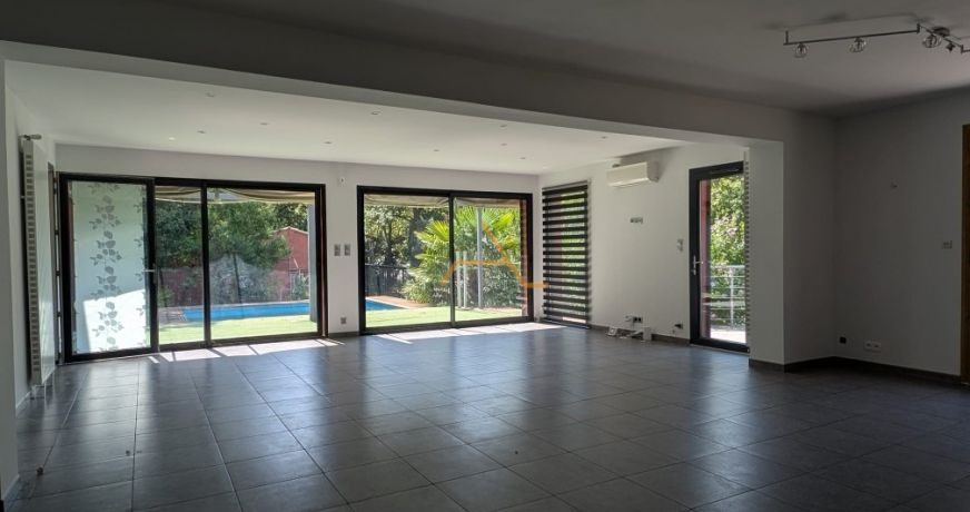 vente Villa La Begude De Mazenc