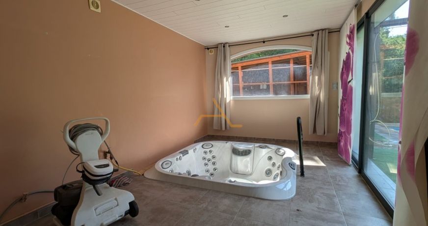 vente Villa La Begude De Mazenc