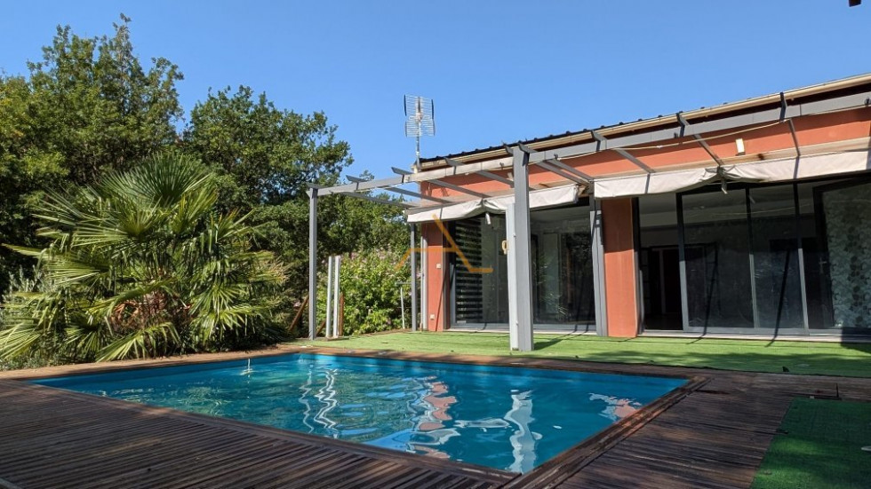 vente Villa La Begude De Mazenc - Photo 1