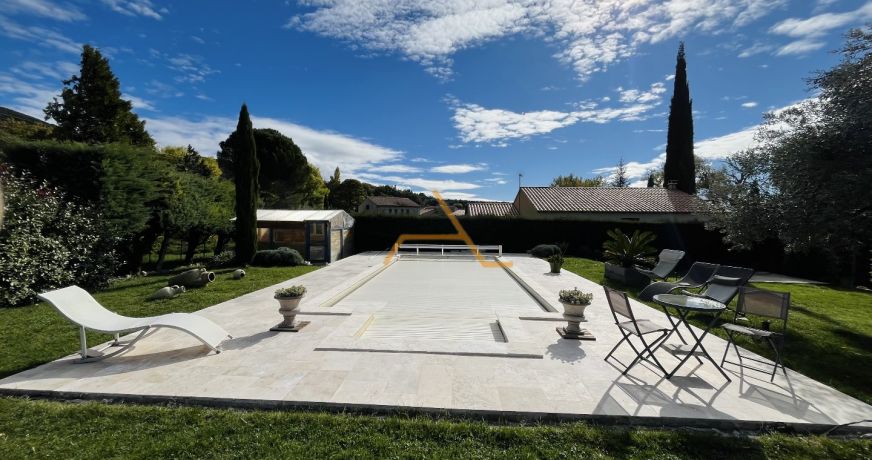 vente Villa Le Pegue