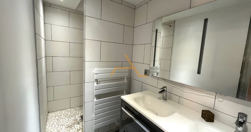 vente Maison de village Valreas