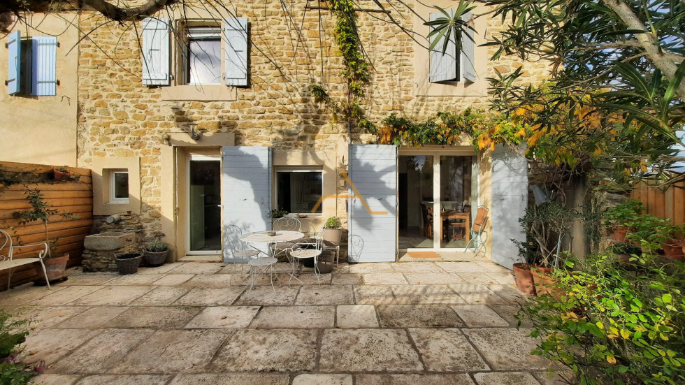 location Maison en pierre La Begude De Mazenc - Photo 1