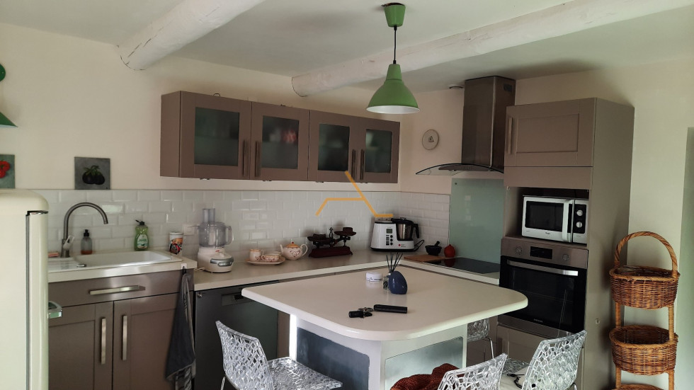 location Maison en pierre La Begude De Mazenc - Photo 2