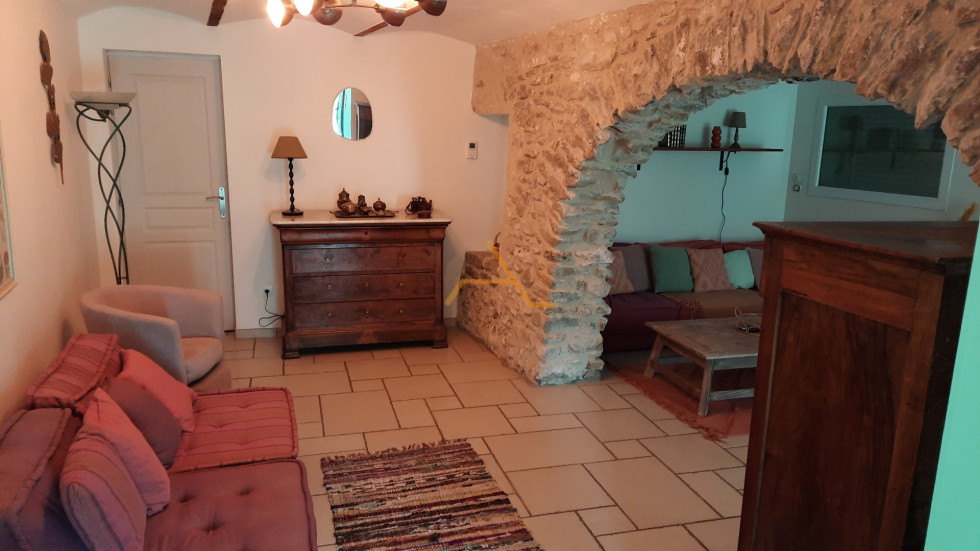 location Maison en pierre La Begude De Mazenc - Photo 6