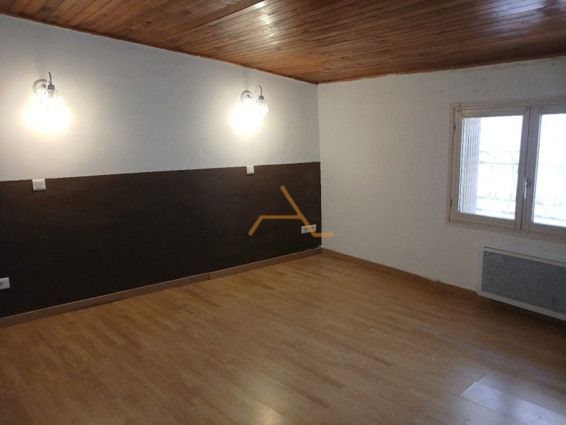 location Maison de village Valreas - Photo 7