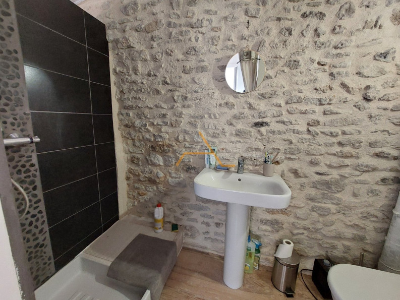 vente Maison de village Taulignan - Photo 7