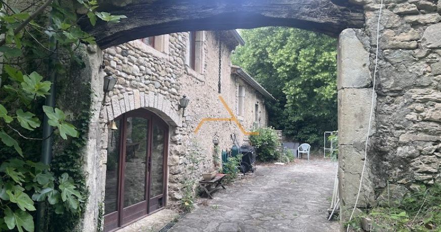 vente Maison en pierre La Begude De Mazenc