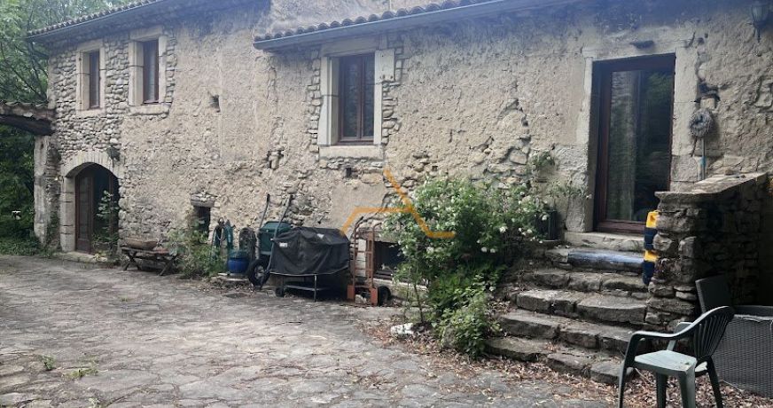 vente Maison en pierre La Begude De Mazenc