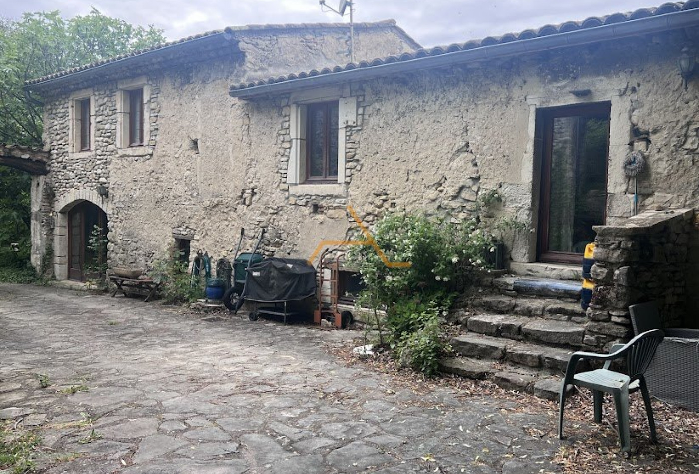 vente Maison en pierre La Begude De Mazenc - Photo 2