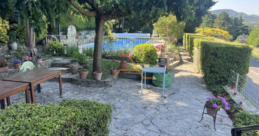 vente Maison en pierre La Begude De Mazenc