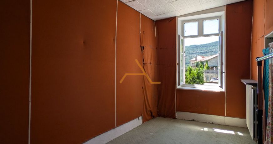 vente Maison de village Roche Saint Secret Beconne