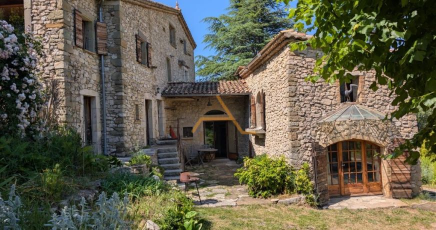 vente Maison en pierre Felines Sur Rimandoule
