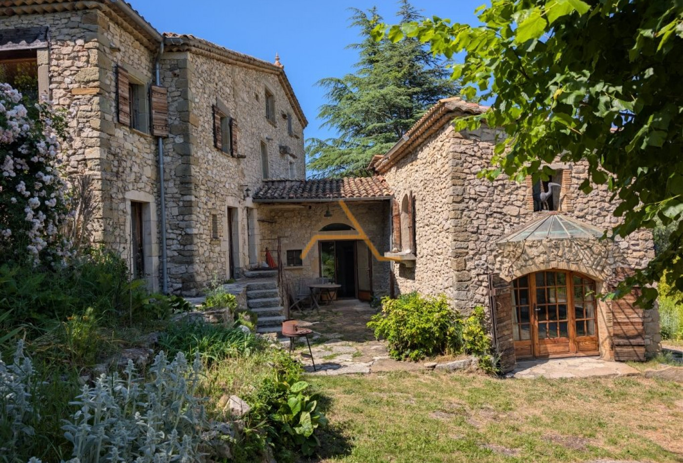 vente Maison en pierre Felines Sur Rimandoule - Photo 1