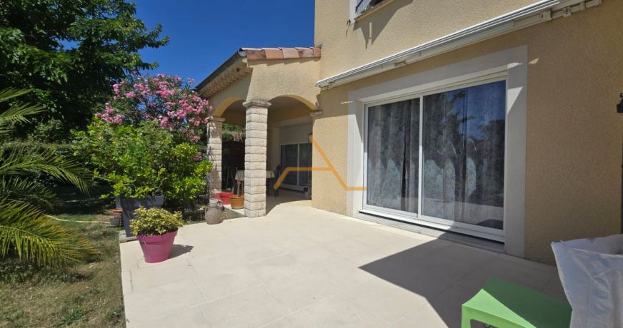 vente Villa La Begude De Mazenc