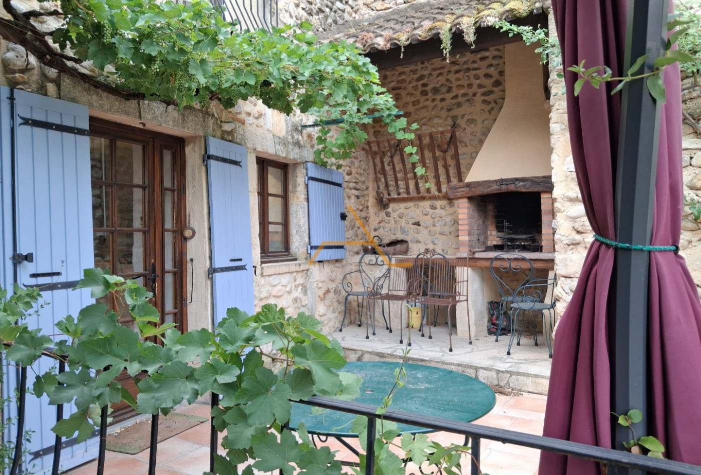 vente Maison de village Saint Roman De Malegarde - Photo 3