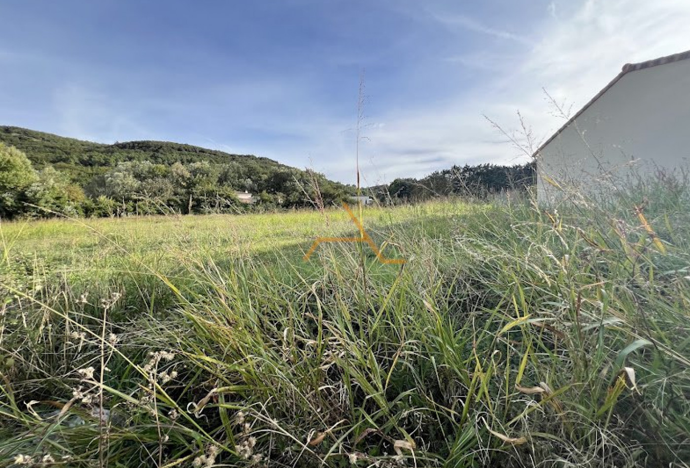 vente Terrain constructible La Touche - Photo 1