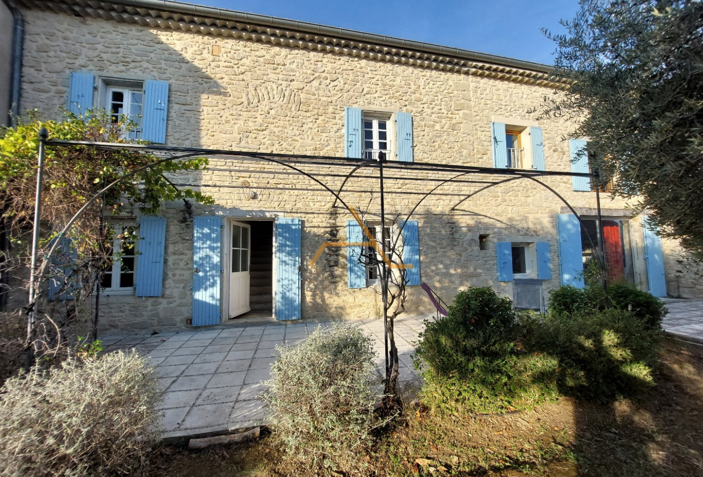 vente Maison en pierre Taulignan - Photo 1