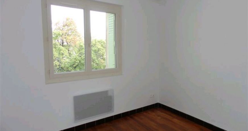 location Maison Taulignan