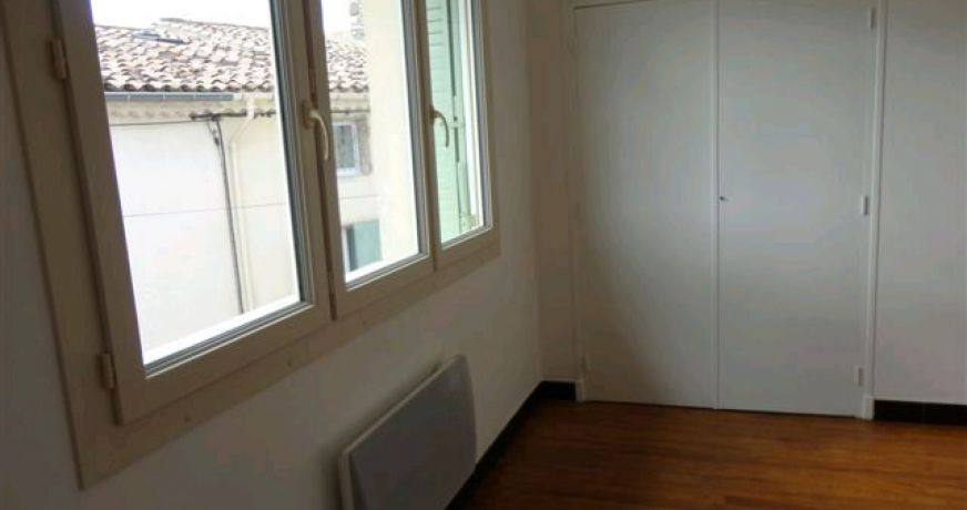 location Maison Taulignan
