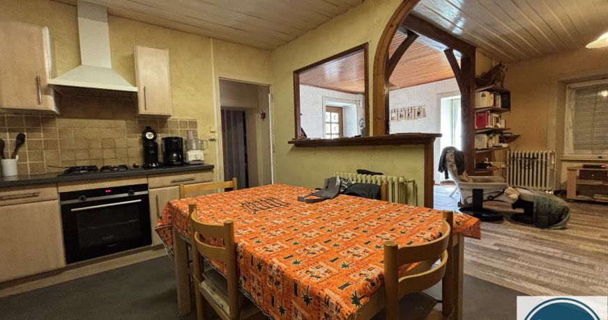 vente Maison de village Saint Sauveur En Rue