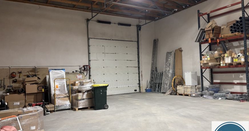 location Entrepot Saint Maurice L'exil