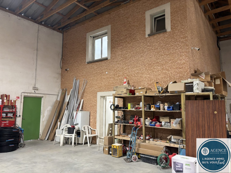 location Entrepot Saint Maurice L'exil - Photo 2