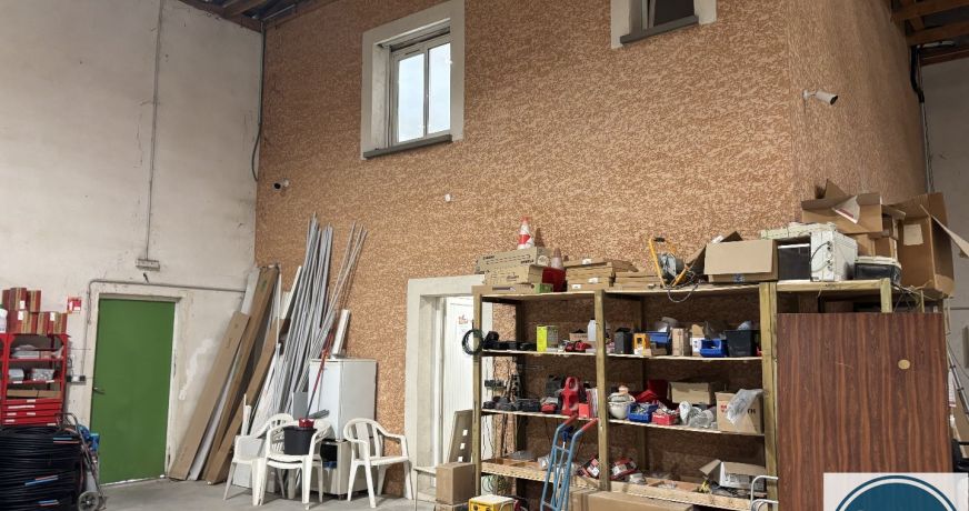 location Entrepot Saint Maurice L'exil