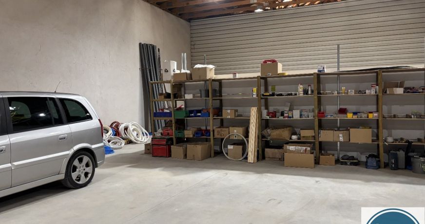 location Entrepot Saint Maurice L'exil