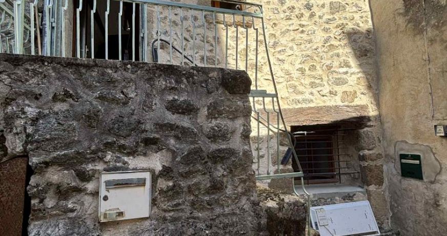 location Maison de village Serrieres