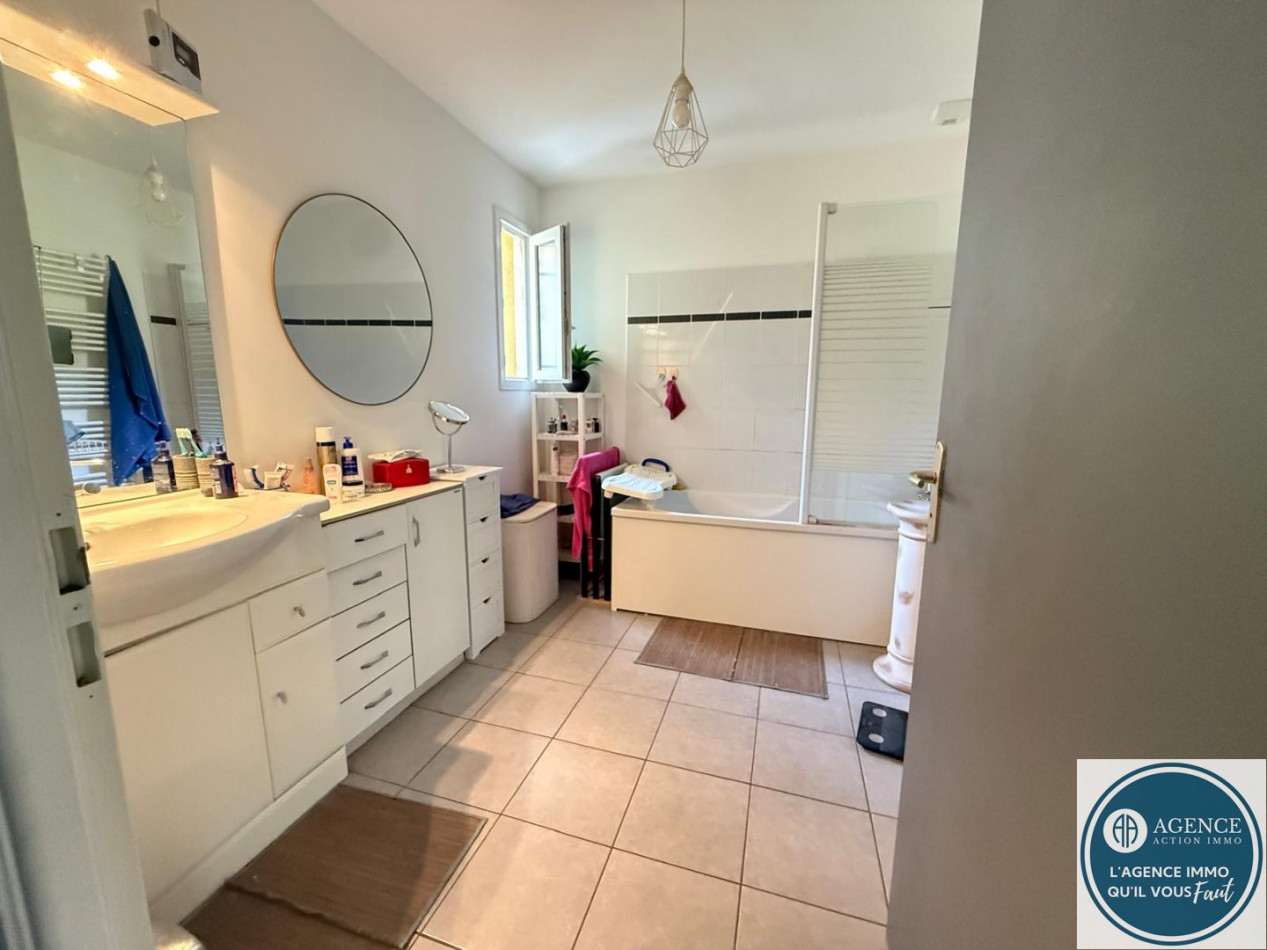 location Maison Champagne - Photo 11