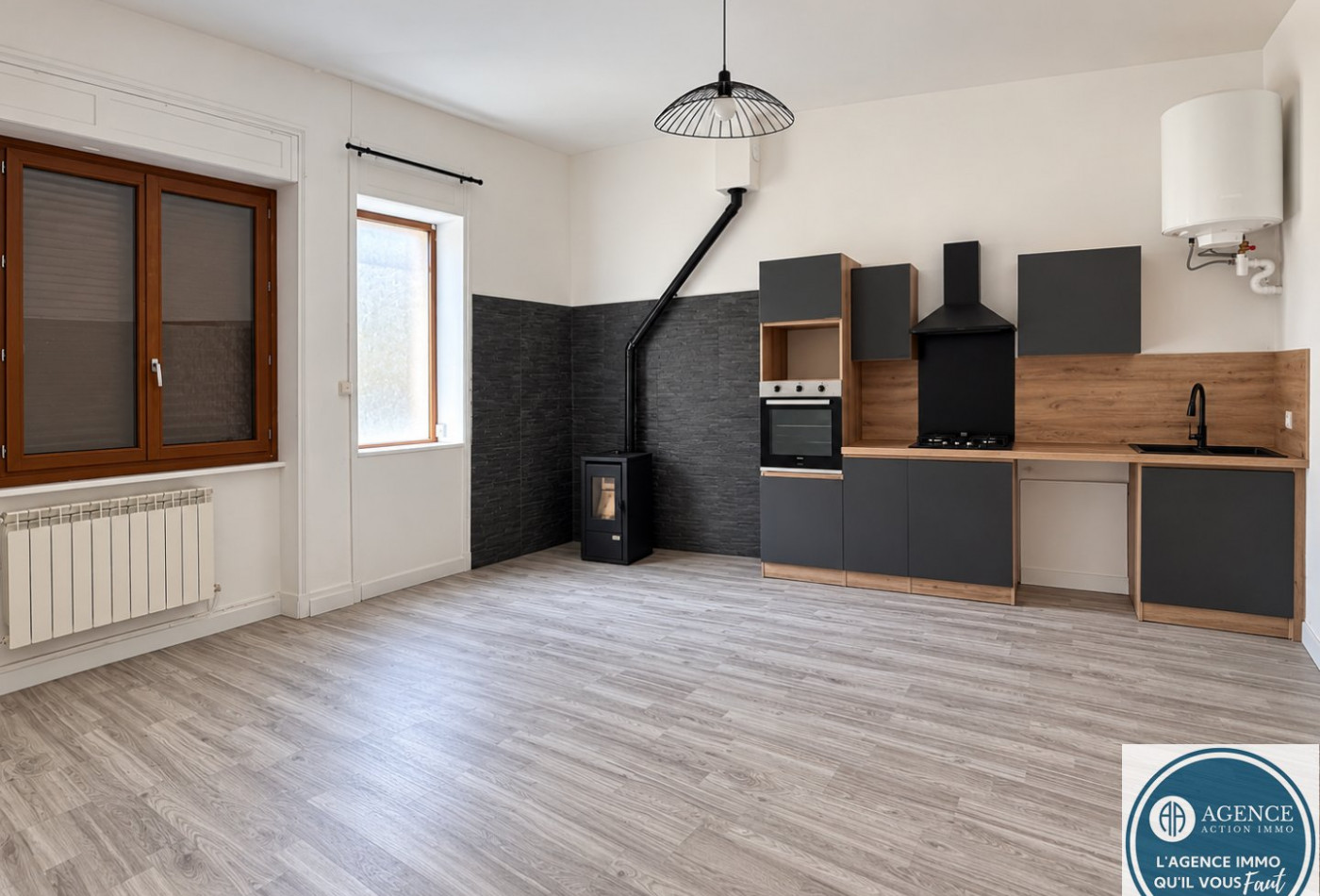 location Appartement Bourg Argental - Photo 2