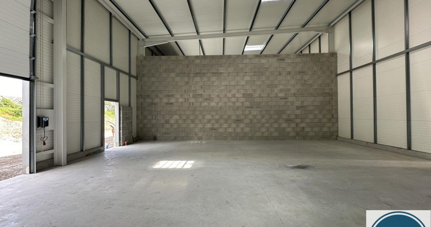 location Entrepots et bureaux Chanas