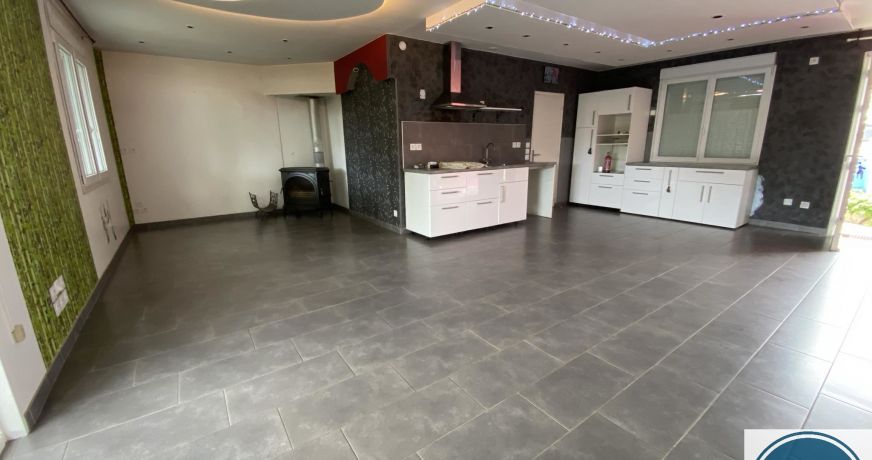 location Maison Sarras