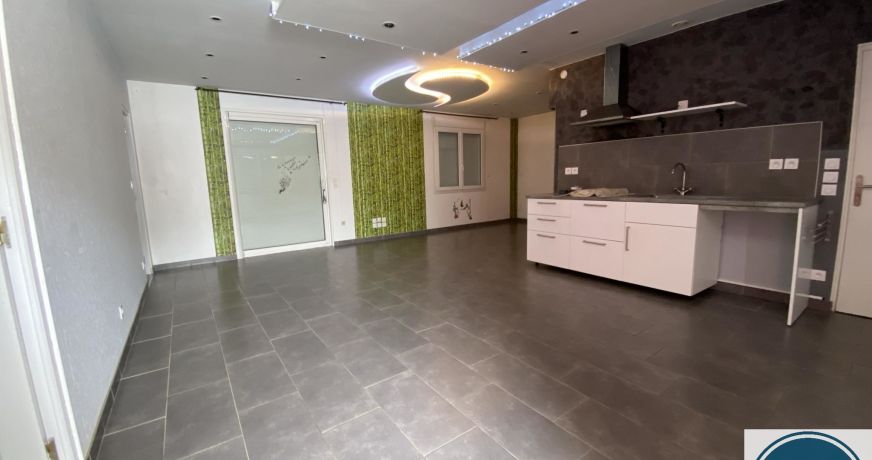 location Maison Sarras