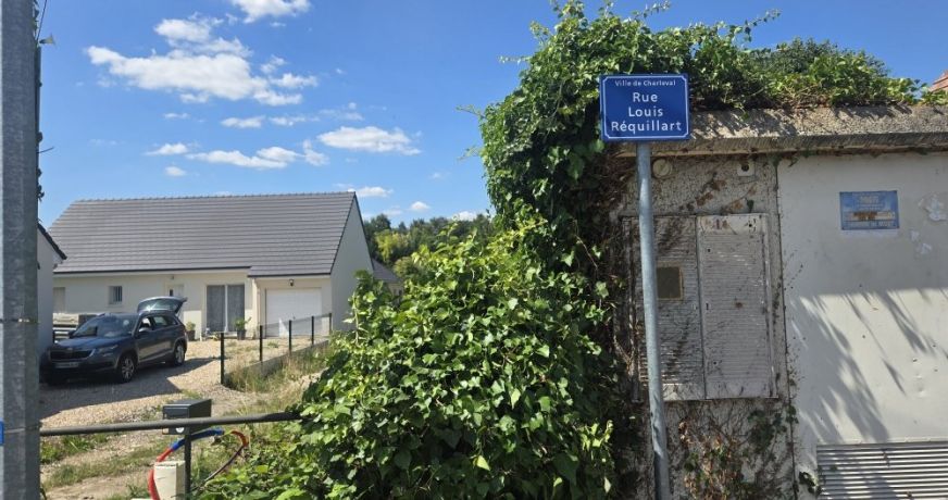 vente Terrain Charleval