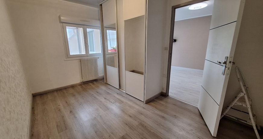 location Maison mitoyenne Poses