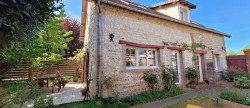 location Maison en pierre Poses