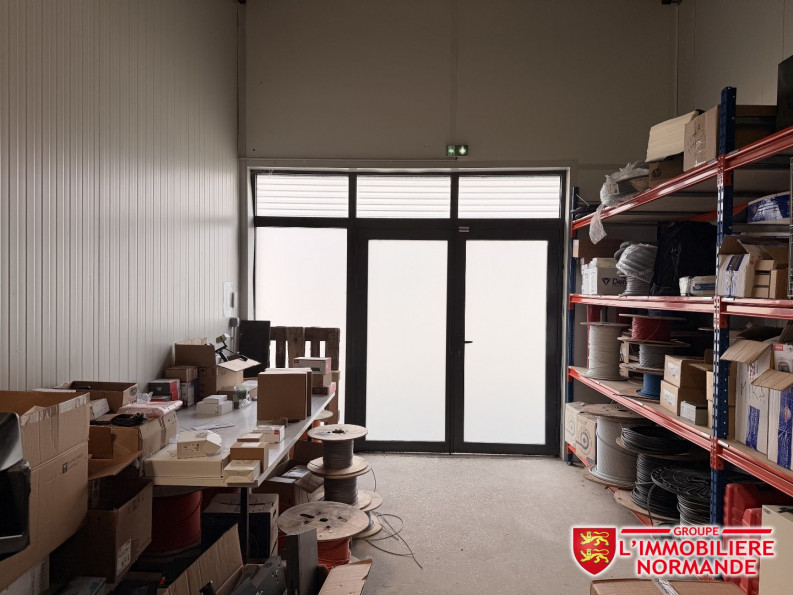 location Ateliers et bureaux Val De Reuil - Photo 5
