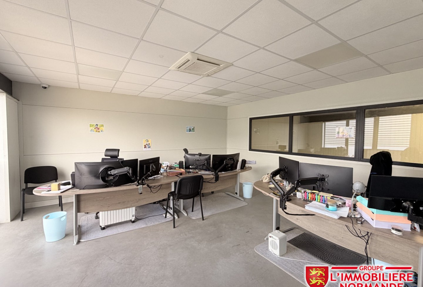location Ateliers et bureaux Val De Reuil - Photo 3