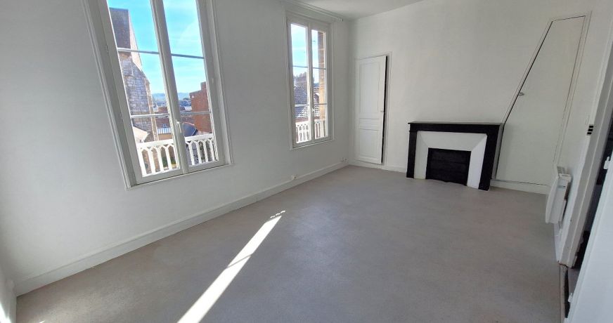 location Appartement Pacy Sur Eure